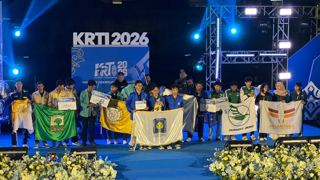 Suasana penganugerahan dan malam penutupan Kontes Robot Terbang Indonesia 2026 di Vision Center Ibu Kota Nusantara.
